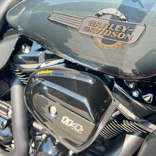 FLHTCUTG 2025 Tri Glide® Ultra thumb 3