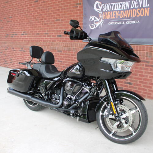 FLTRX 2025 Road Glide™ thumb 3