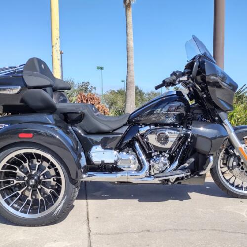 Harley-Davidson® Street Glide 3 Limited 2026 thumb 3