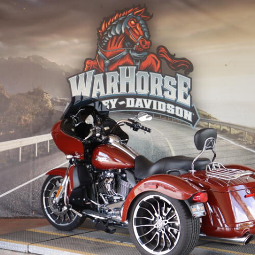 FLTRT 2024 Road Glide 3 thumb 1