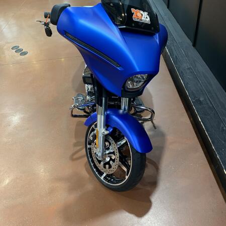 2026 Harley-Davidson® Street Glide® FLHX thumb 1
