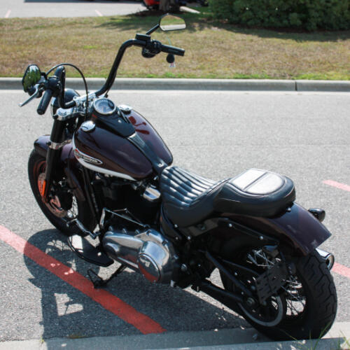 2021 Harley-Davidson® FLSL Softail Slim® thumb 1