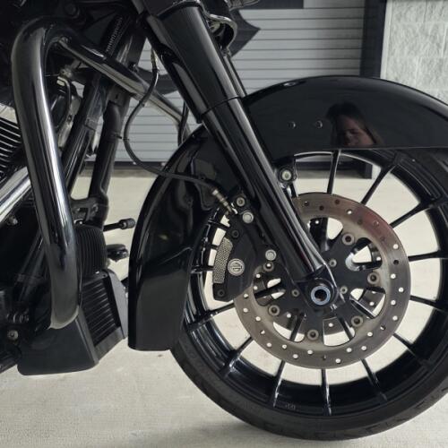 2018 Harley-Davidson® Street Glide® Special Vivid Black with Tour Pak! thumb 1
