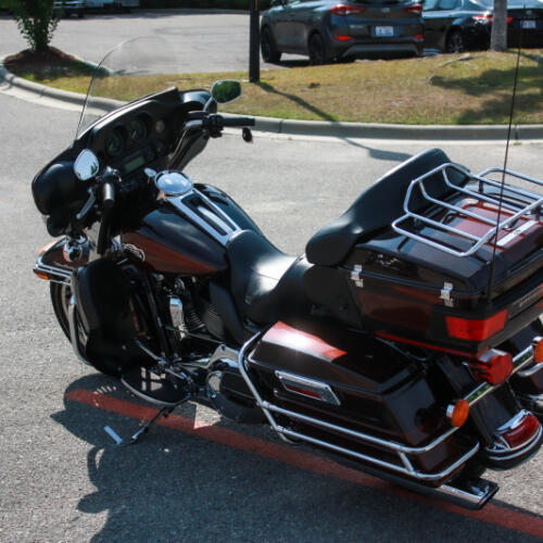 2011 Harley-Davidson® FLHTCU Electra Glide® Ultra Classic® thumb 1