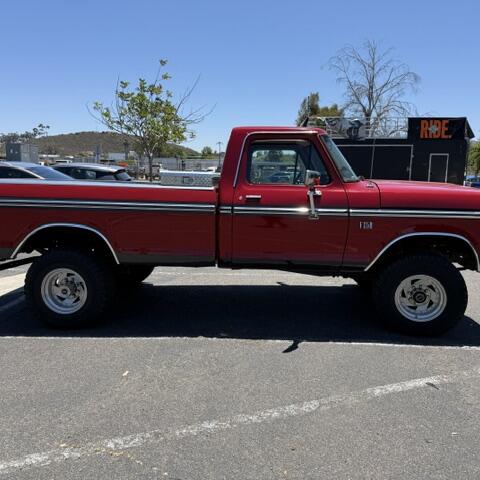 1975 Ford F250 thumb 0