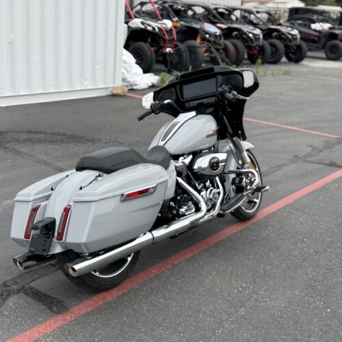 FLHX 2024 Street Glide® thumb 3