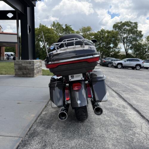 FLTRK 2023 Road Glide® Limited thumb 2