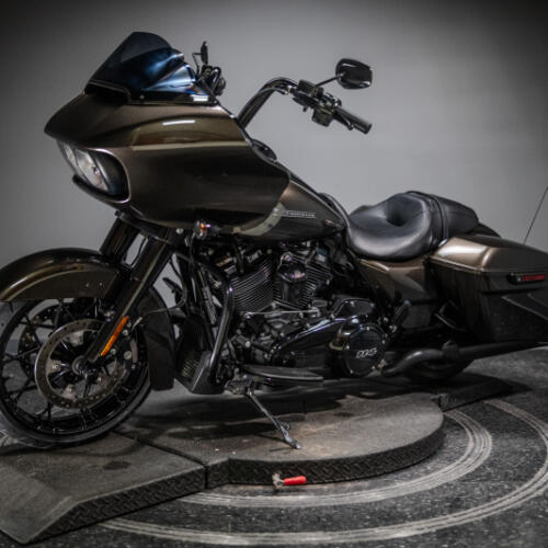 2020 Road Glide® Special (FLTRXS) thumb 2