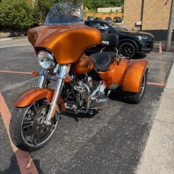  2015 Harley-Davidson Freewheeler™ FLRT thumb 1