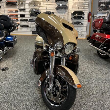 2014 Harley-Davidson® FLHTK Electra Glide® Ultra Limited thumb 0