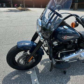 2019 Harley-Davidson® Softail Slim® Billiard Blue thumb 3
