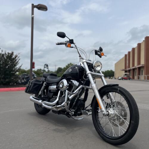 2015 Harley-Davidson® FXDWG Wide Glide® Vivid Black 321857 thumb 3