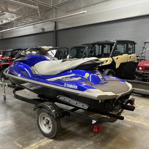 2011 Yamaha WaveRunner FX SHO thumb 2