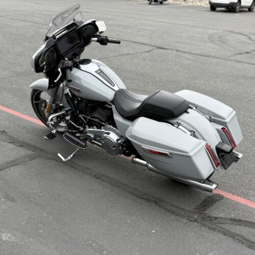 FLHX 2024 Street Glide® thumb 1