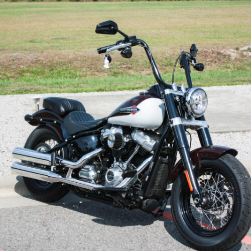 2021 Harley-Davidson® FLSL Softail Slim® thumb 3
