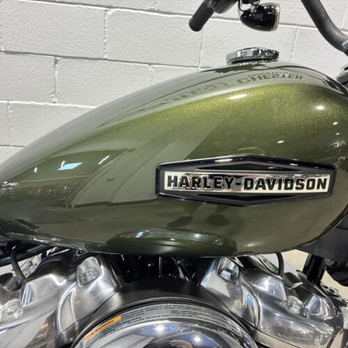 2026 Harley-Davidson® Street Bob® Olive Steel Metallic Chrome FXBB thumb 3