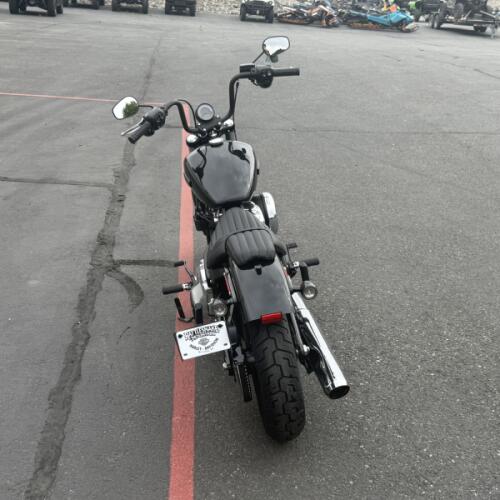 FXBB 2026 Street Bob® thumb 2