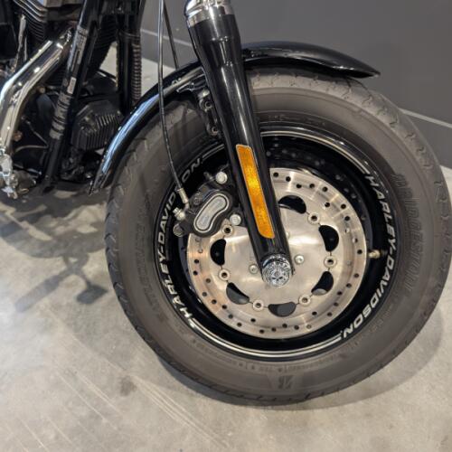 2014 Harley-Davidson® Fat Bob® Vivid Black thumb 1