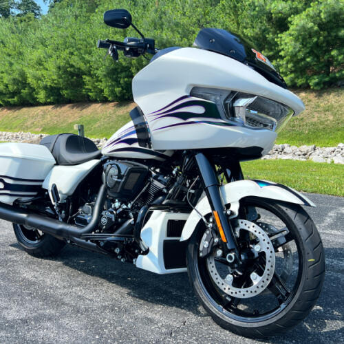 2026 Harley-Davidson® Road Glide® FLTRX thumb 1