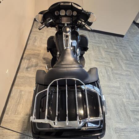 2016 Harley-Davidson® Electra Glide® Ultra Classic® Custom Color Cosmic Blue Pearl FLHTCU thumb 1