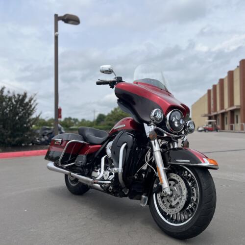 2012 Harley-Davidson® FLHTK Electra Glide® Ultra Limited EMBR RED/MERLOT 693268 thumb 3