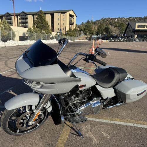 2026 Harley-Davidson® Road Glide® thumb 1