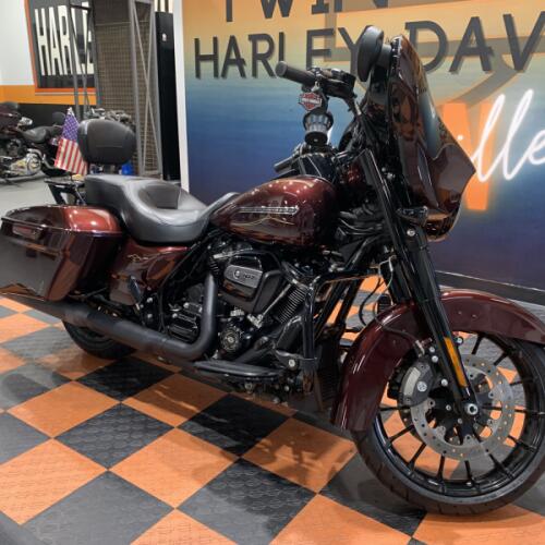 2018 Harley-Davidson Street Glide Special FLHXS thumb 2