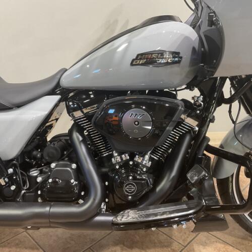 2026 Harley-Davidson® FLTRX Road Glide® Dark Billiard Gray thumb 3