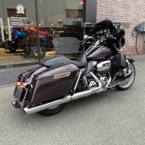 2017年モデル FLHXS Street Glide Special thumb 2