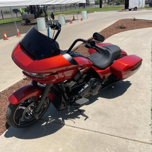 FLTRX 2024 Road Glide® thumb 0