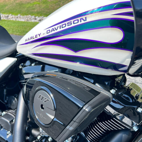 2026 Harley-Davidson® Road Glide® FLTRX thumb 3