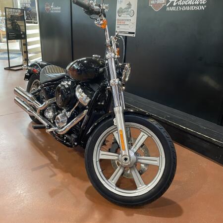 2024 Harley-Davidson® Softail® Standard FXST thumb 2