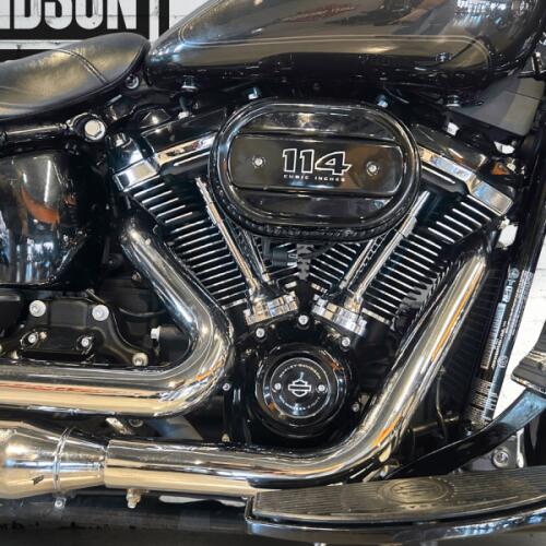 2021 Harley-Davidson® Heritage Classic 114 Black Jack Metallic thumb 1