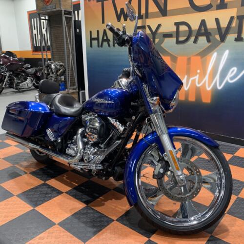 2015 Harley-Davidson Street Glide FLHX thumb 2