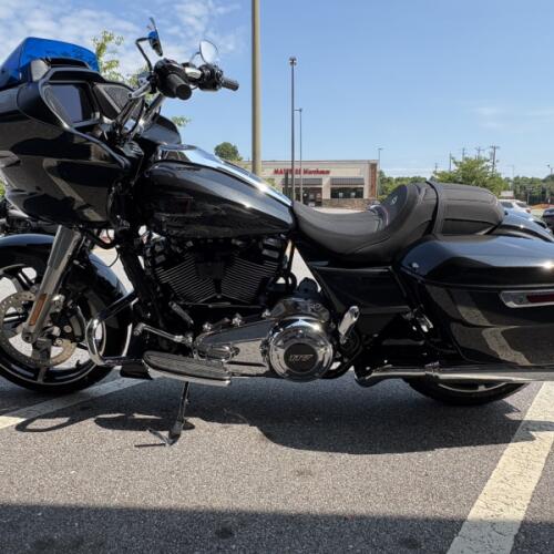 2026 Libert Edition Road Glide Midnight Ember thumb 0