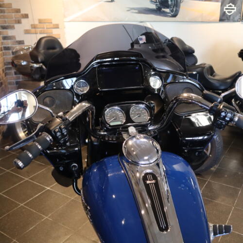 2023 Road Glide® 3 (FLTRT) thumb 1