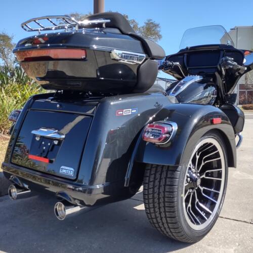 Harley-Davidson® Street Glide 3 Limited 2026 thumb 1