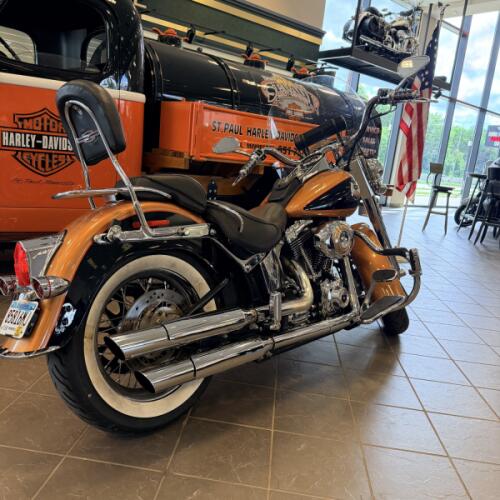 2008 Harley-Davidson Softail Deluxe FLSTN thumb 3