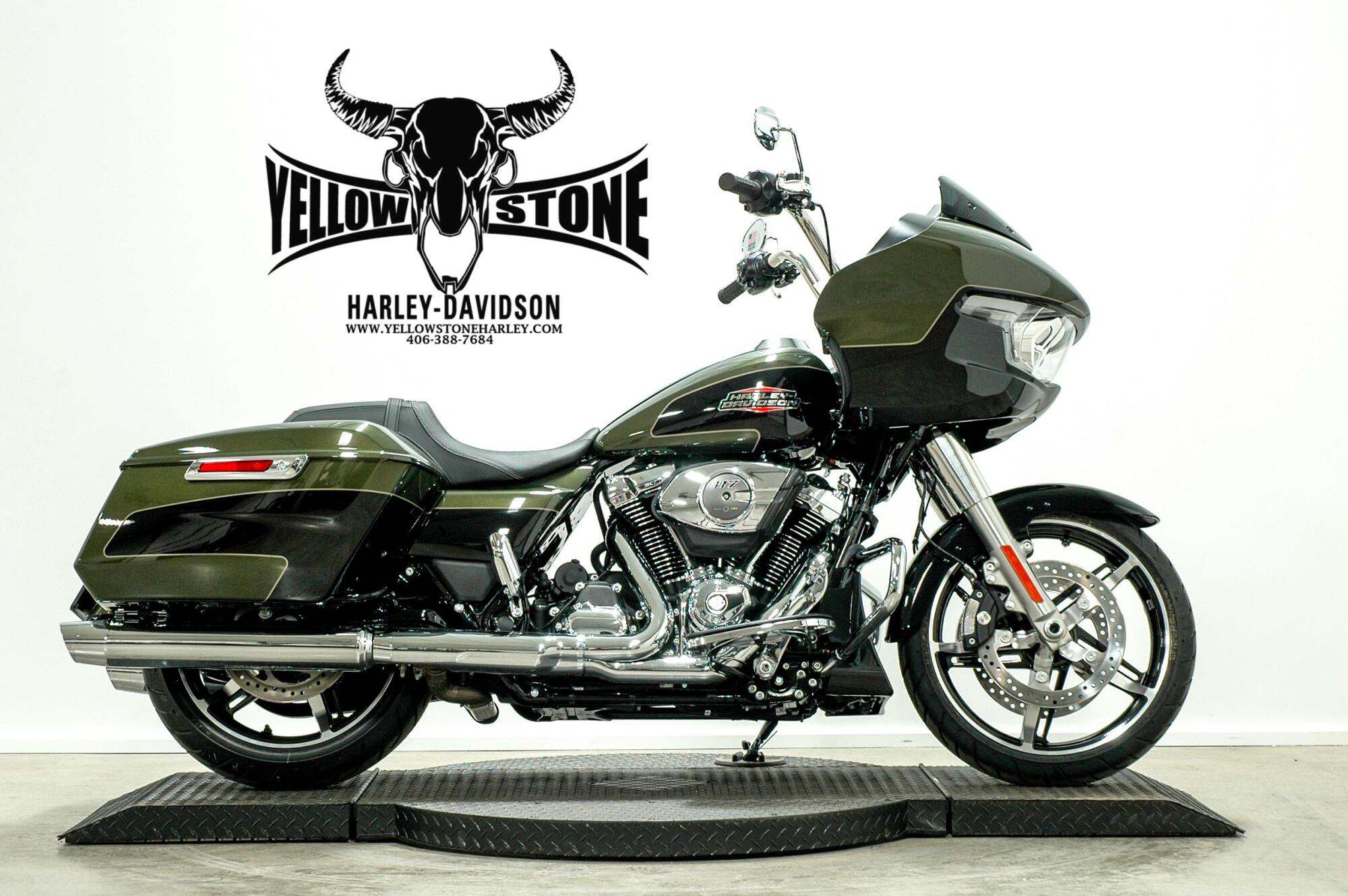 2026 Harley-Davidson® Road Glide® Olive Steel Metallic / Vivid Black Chrome Trim