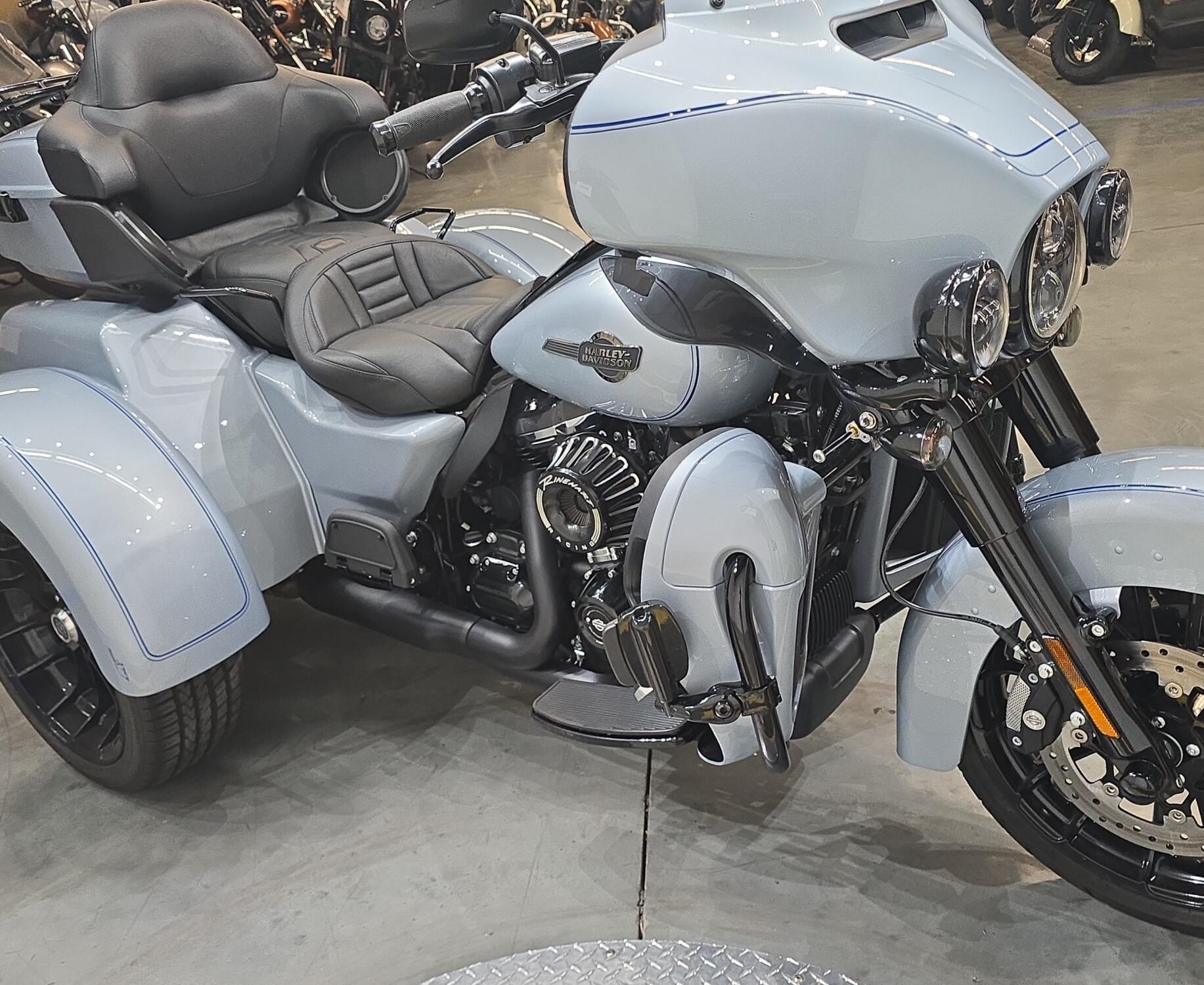 FLHTCUTG 2025 Tri Glide® Ultra