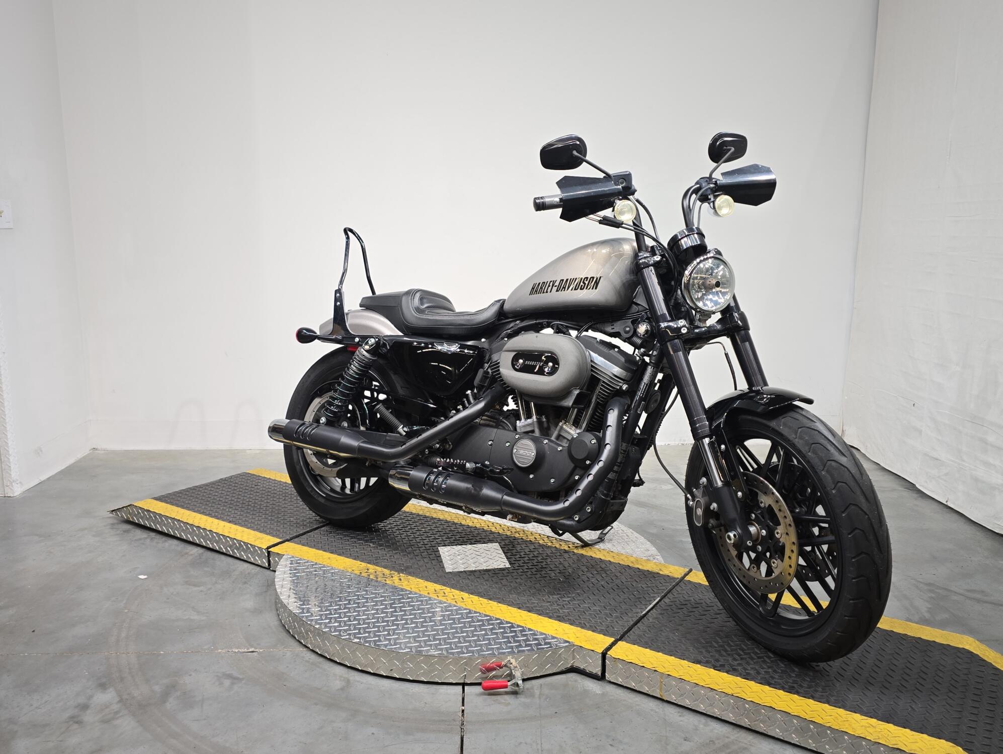 xl1200cx 2016 Roadster™