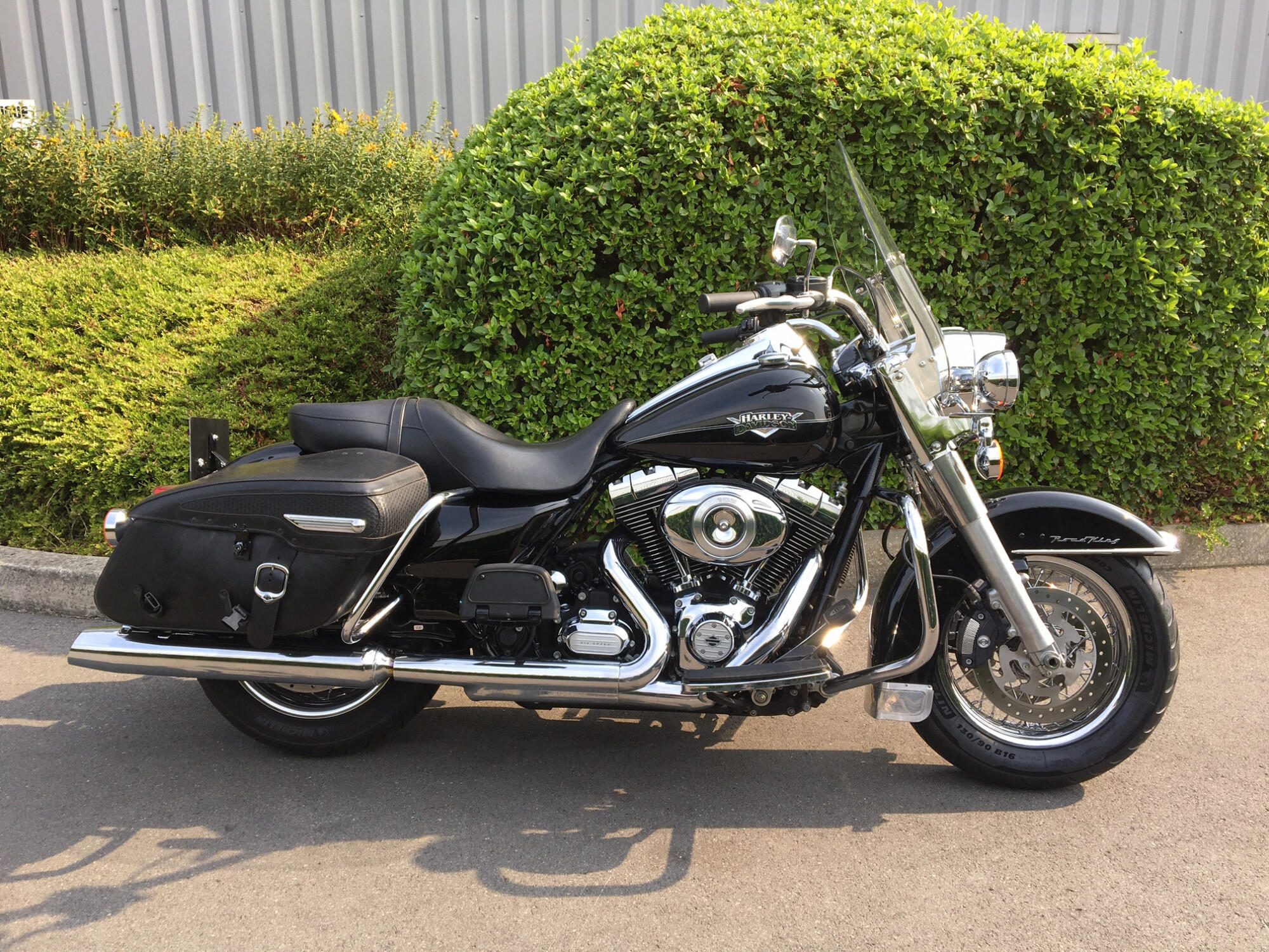  2011 TOURING ROAD KING 1690