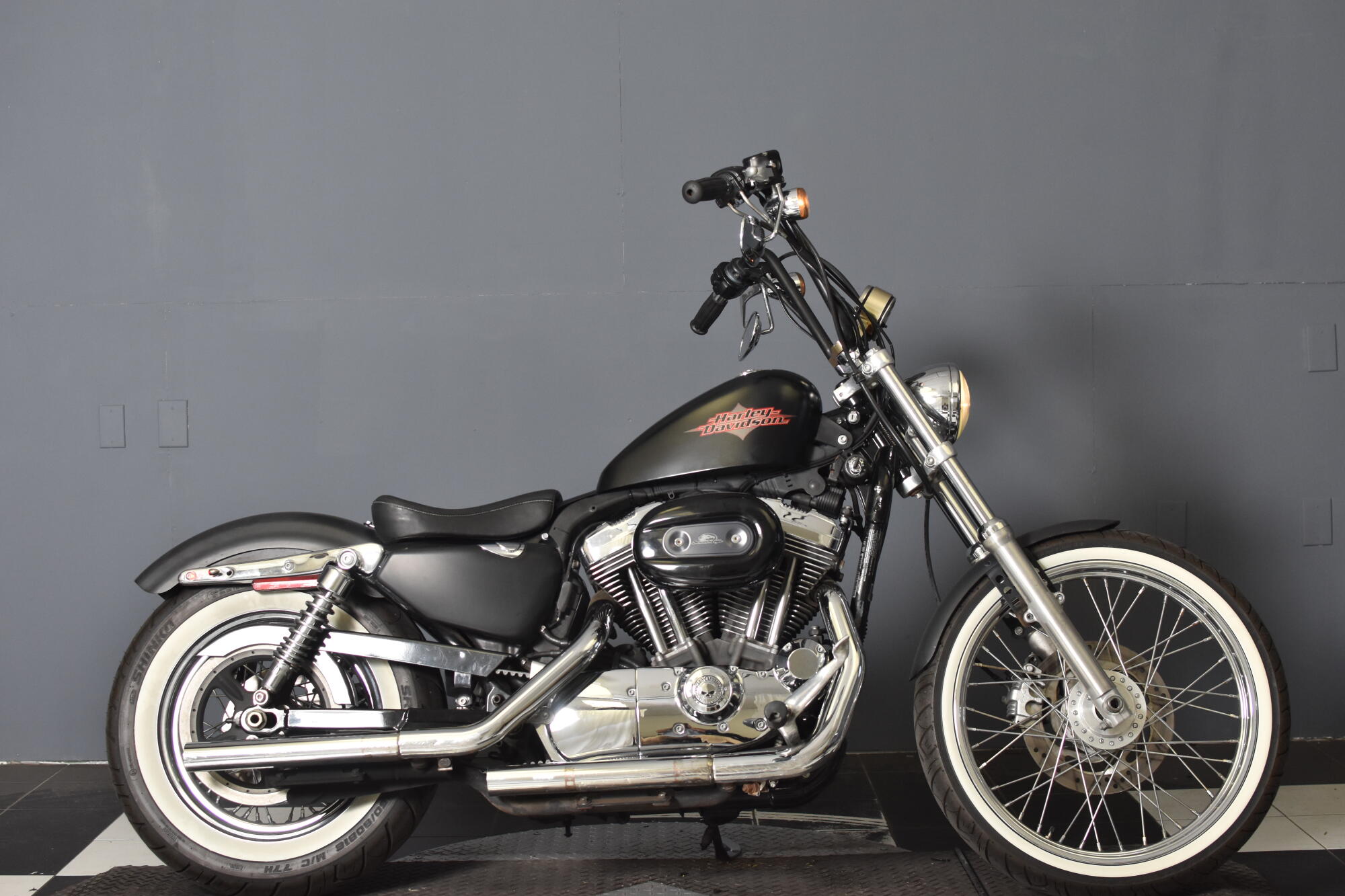 2012 Harley-Davidson® Seventy-Two® Black Denim XL1200V | Riverside