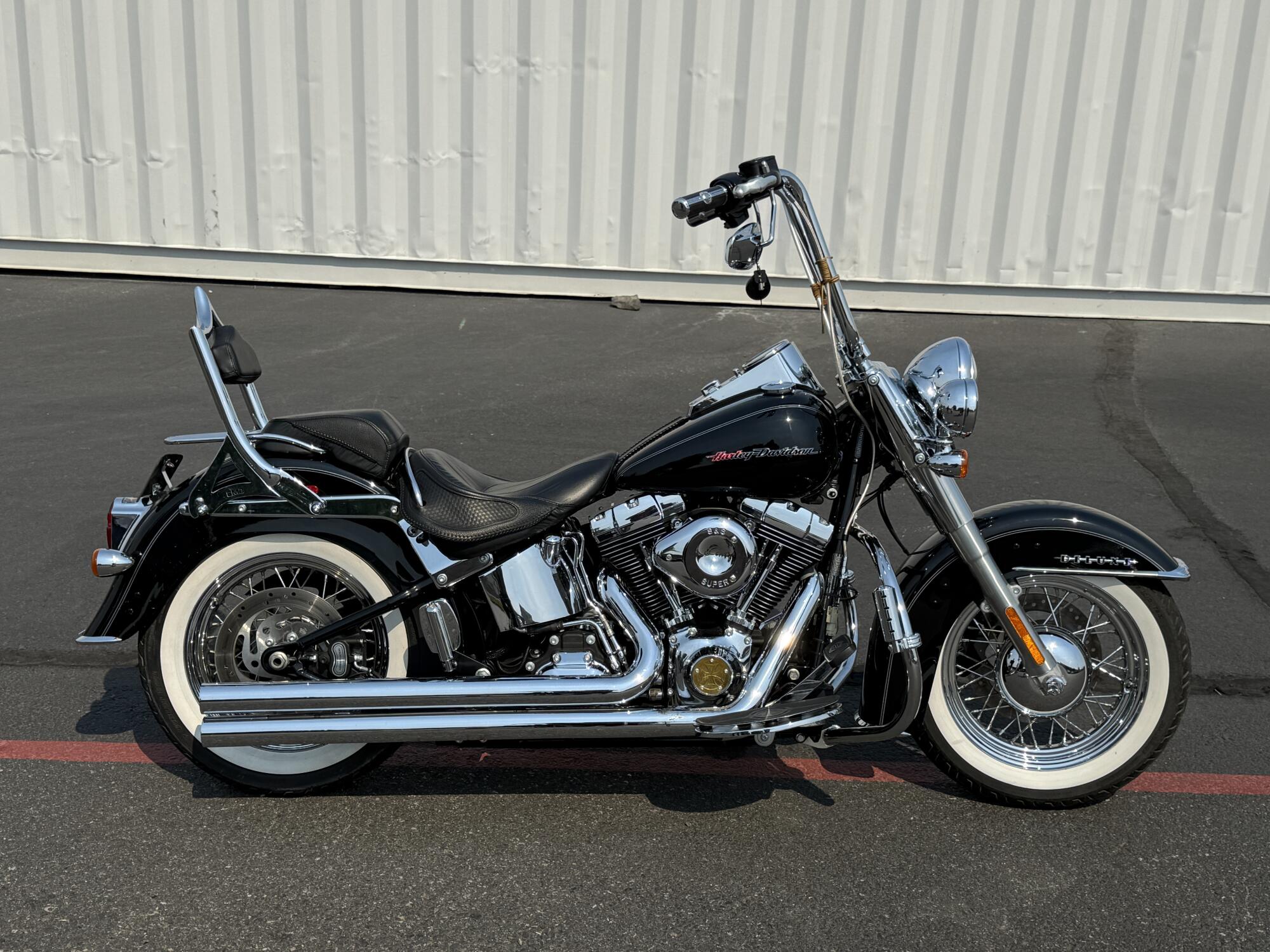 FLSTN 2016 Softail® Deluxe