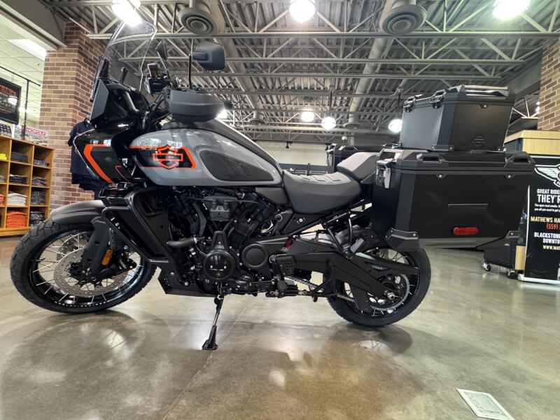2026 Harley-Davidson® Pan America 1250 Limited Dark Billiard Gray