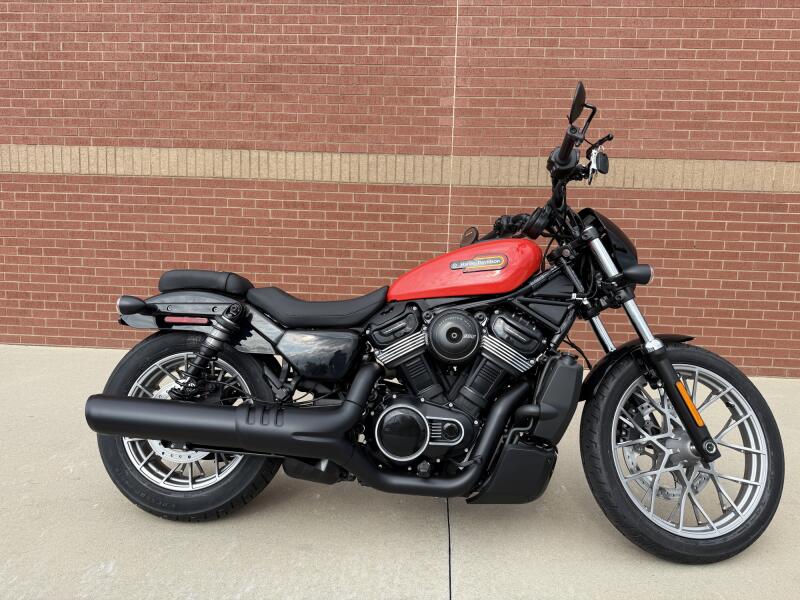 2026 Harley-Davidson® Nightster® Special Blood Orange Black Trim