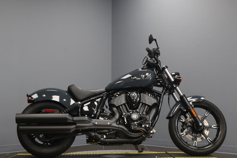 2025 Indian Motorcycle Chief Bobber Dark Horse® Storm Gray