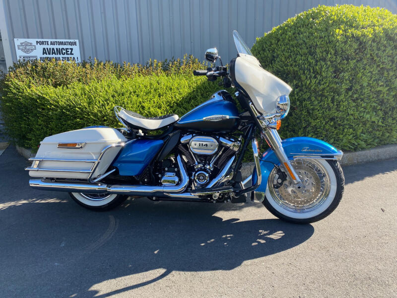 FLH 2022 Electra Glide® Revival™