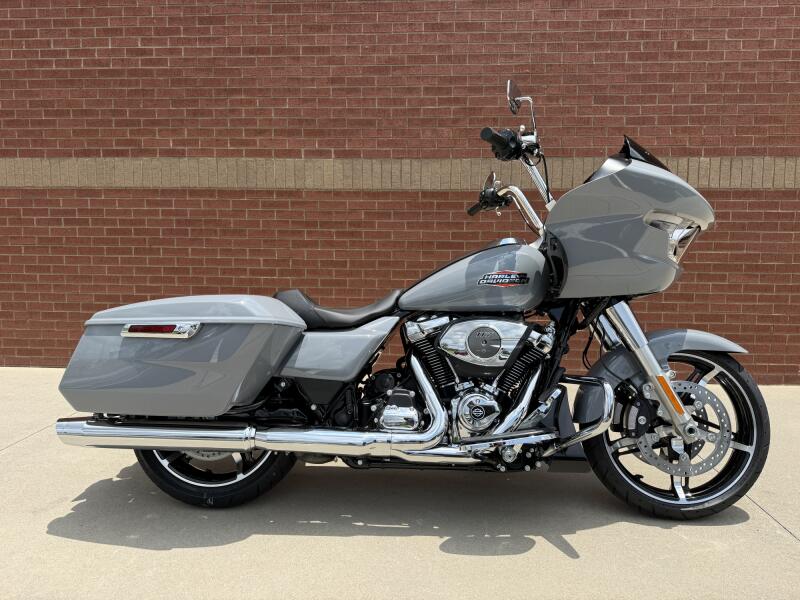 2026 Harley-Davidson® Road Glide® Dark Billiard Gray