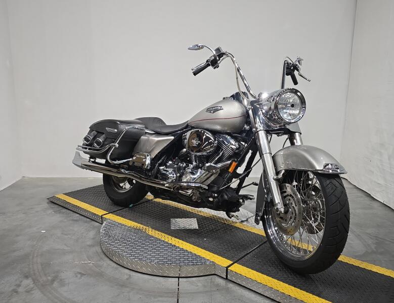 FLHRC 2007 Road King® Classic